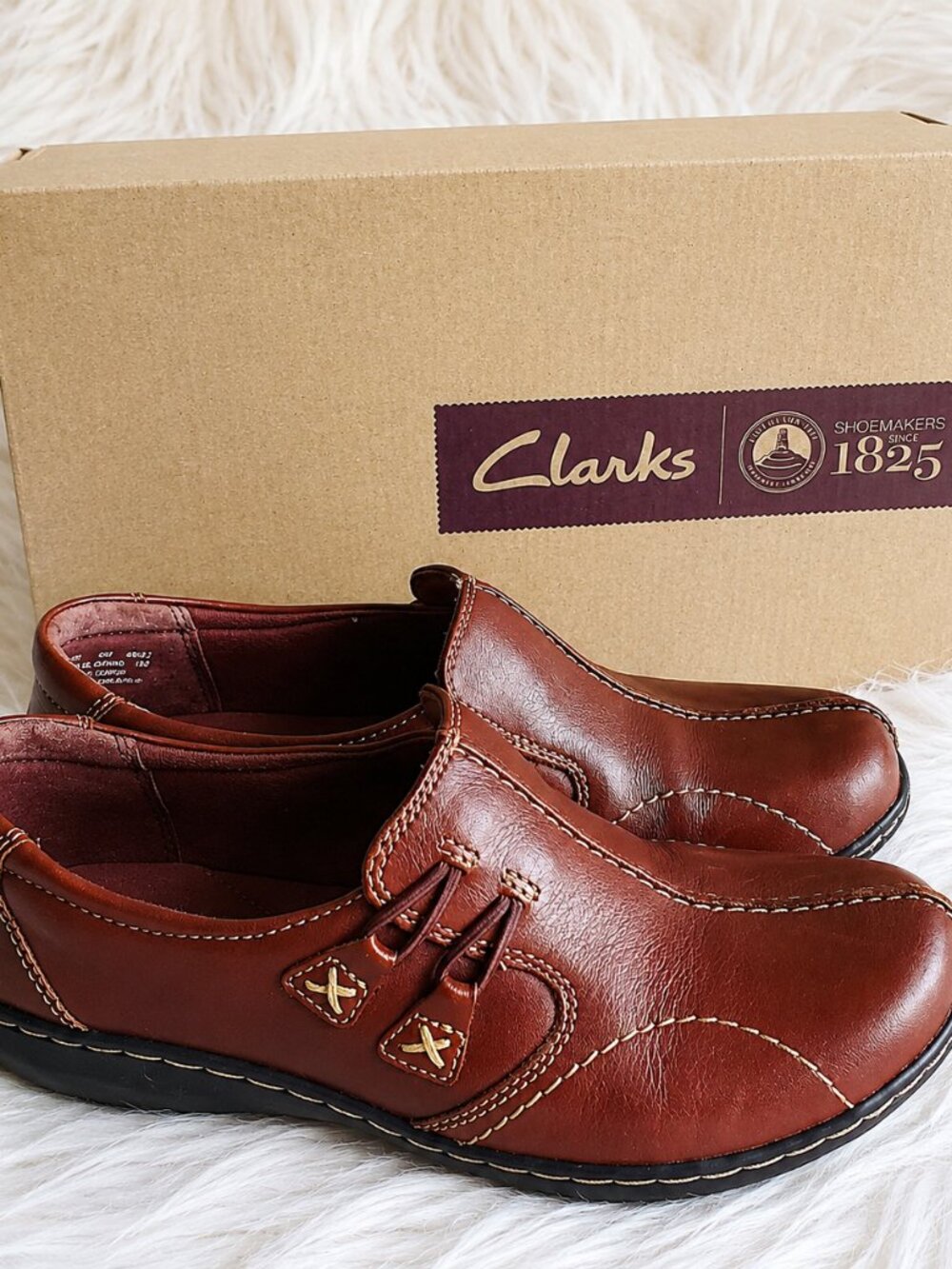 Clarks Bendables Women's Brown Leather Comfort Loafers Slip On Shoes SZ 6